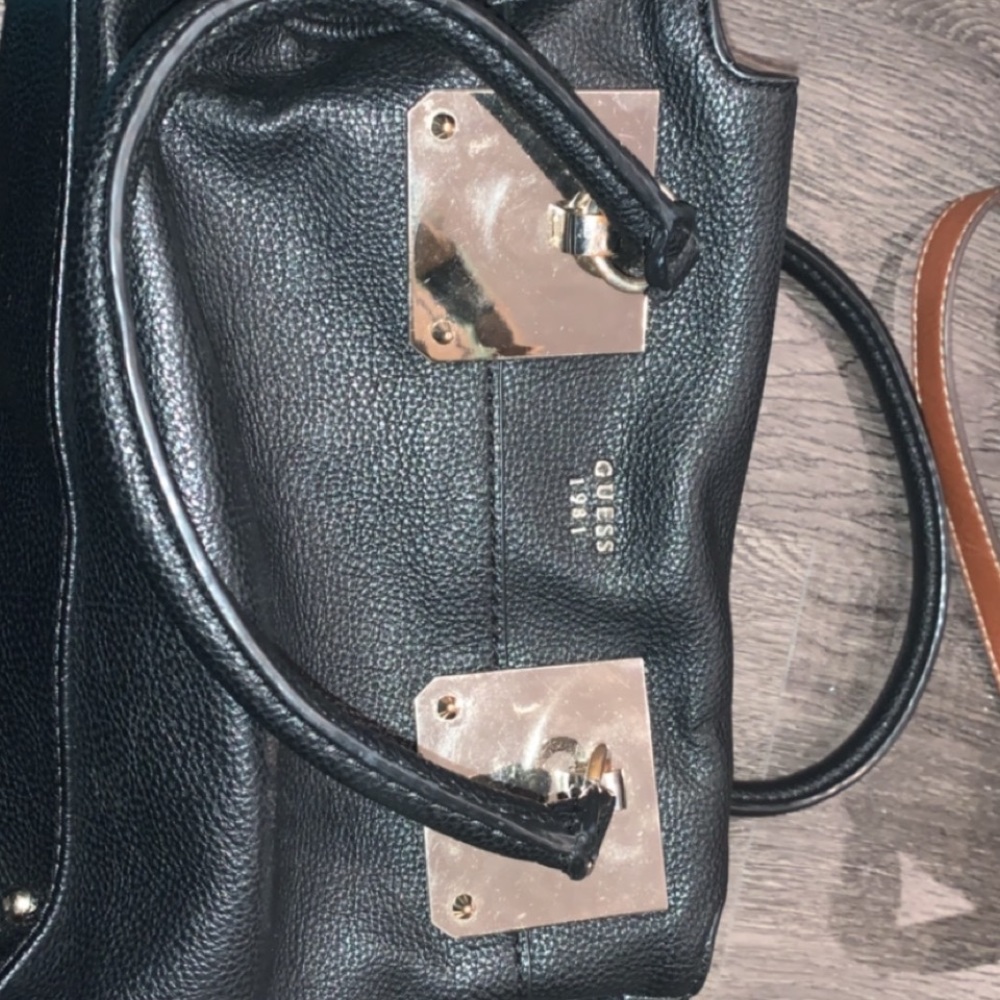 Guess purse